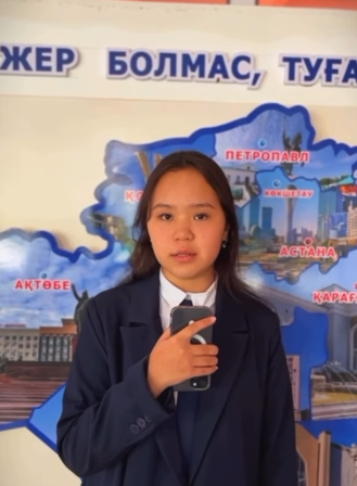 Мектеп презиндентіне үміткер оқушылар